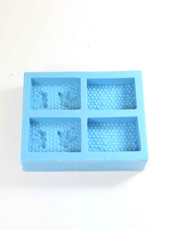 SILICONE MOULD 4 - 2x honeycomb rectangle and 2x honeycomb 2 bees rectangle